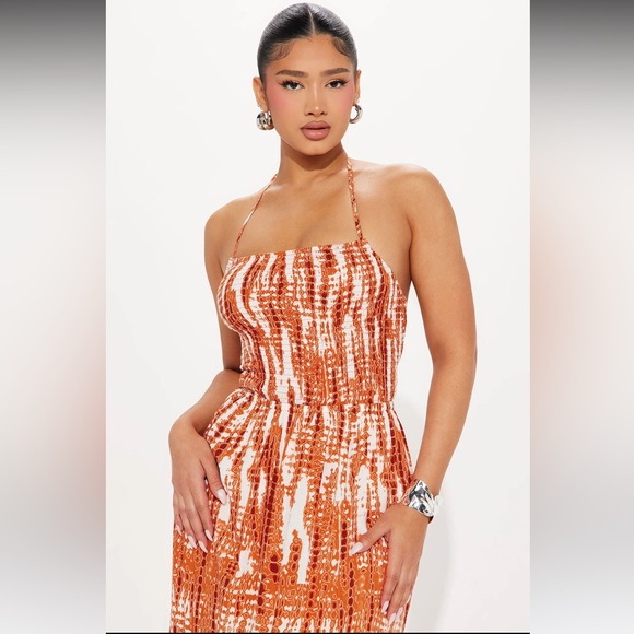 🧡NOVA CURVES CHALLIS MAXI WITH SMOCKED HALTER TOP & OPEN BACK WITH TASSLE TIES - Picture 5 of 6